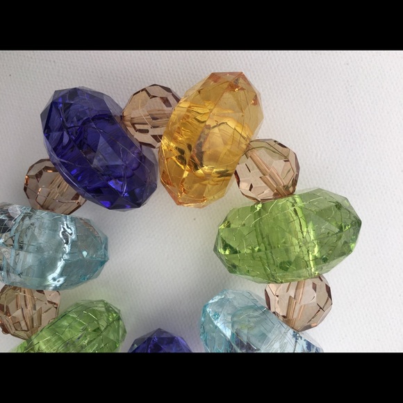 Acrylic Multi-Color Chunky Bracelet (NEW) - Picture 4 of 4